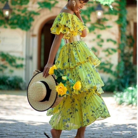 Aqua Pleated Tiered Floral Maxi Yellow Dress Size Large Bloomingdale’s Exclusive - Picture 4 of 5